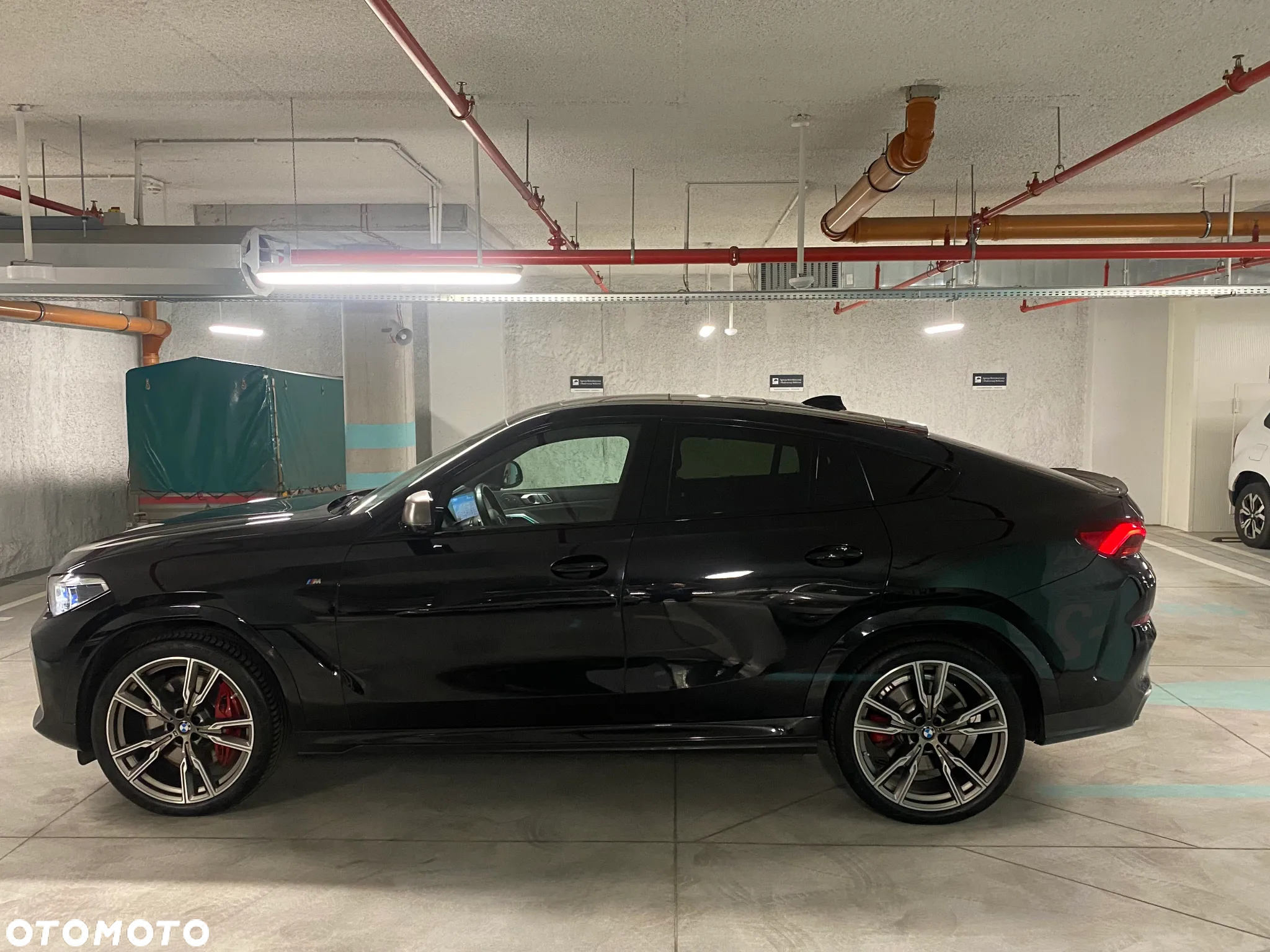 BMW X6M - 12