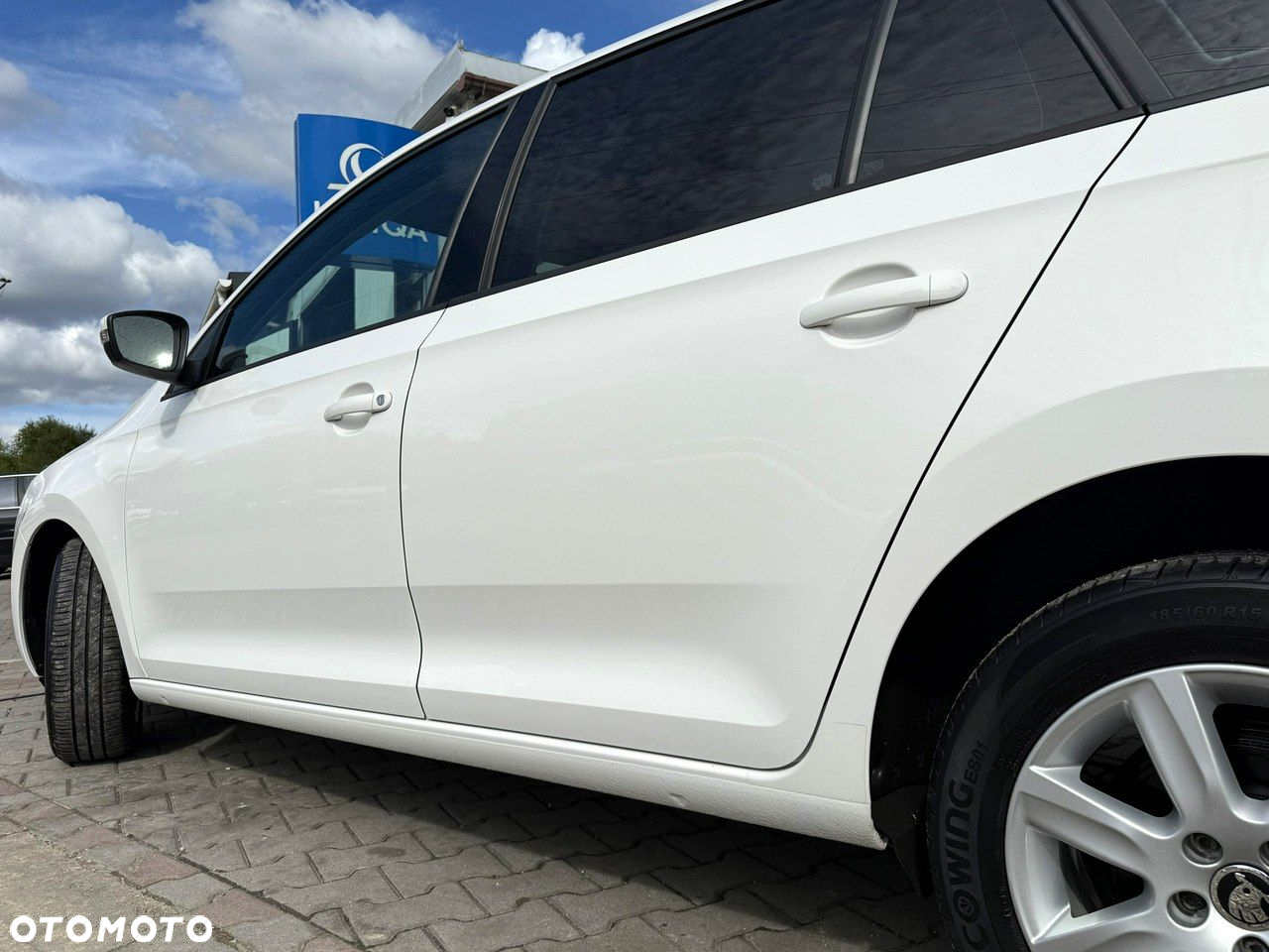 Skoda RAPID Spaceback 1.2 TSI (Green tec) Emotion Plus - 37
