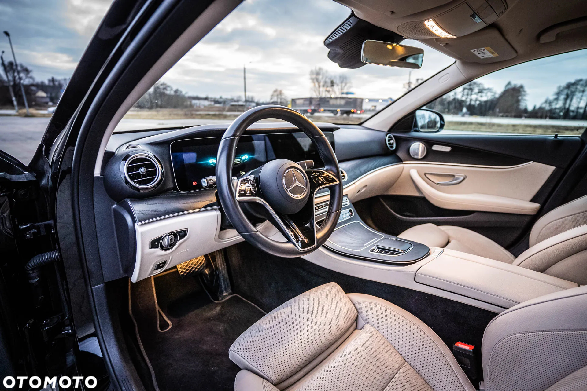 Mercedes-Benz Klasa E 400 d 4Matic 9G-TRONIC Avantgarde - 16