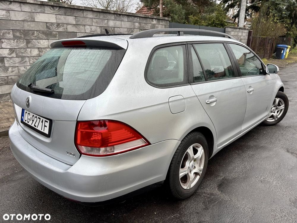 Volkswagen Golf 1.9 TDI DSG DPF Trendline - 6