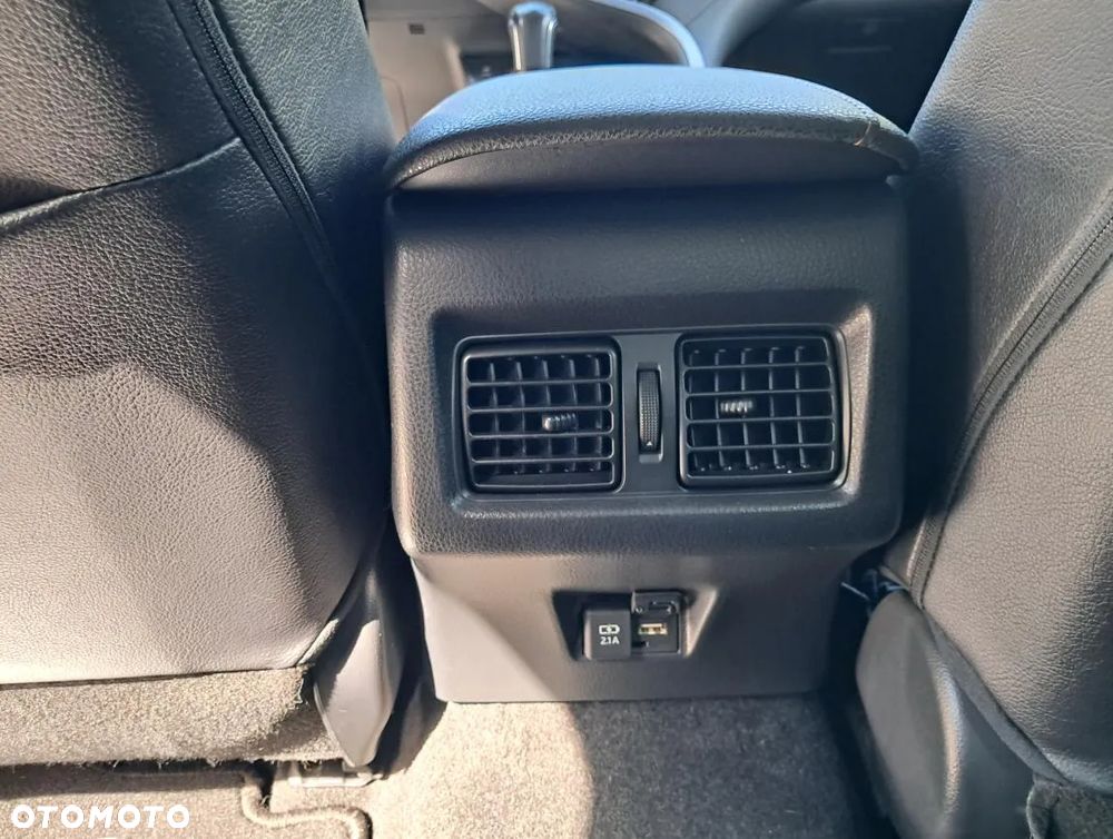 Toyota Camry 2.5 Hybrid Executive CVT - 13