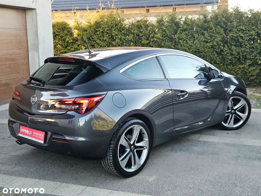 Opel Astra 1.6 T Sport - 24