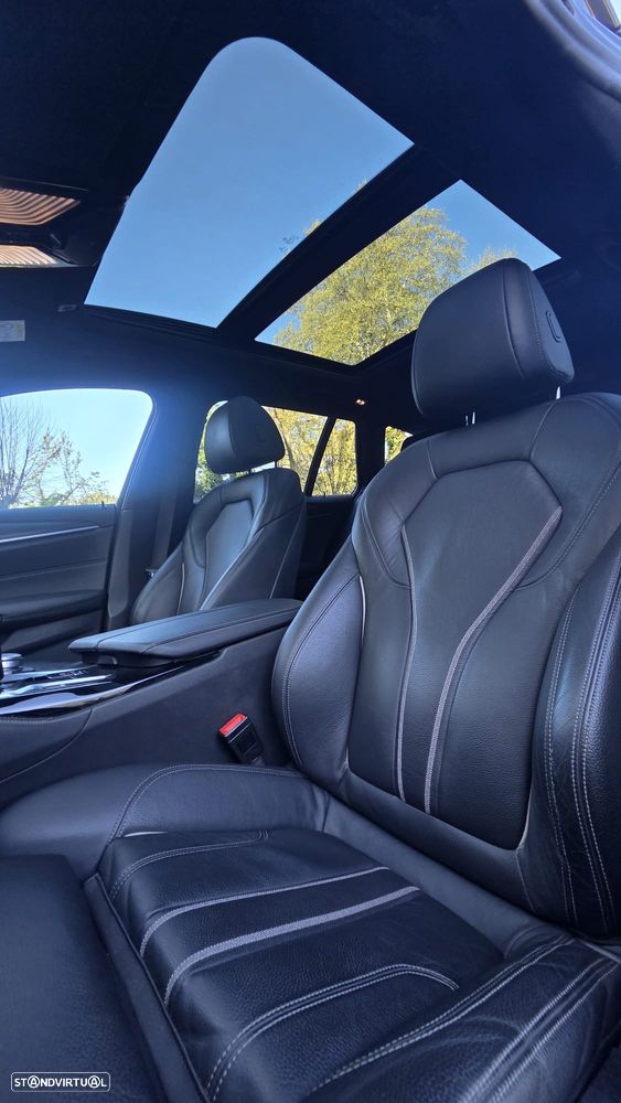 BMW 530 e Pack Desportivo M - 10