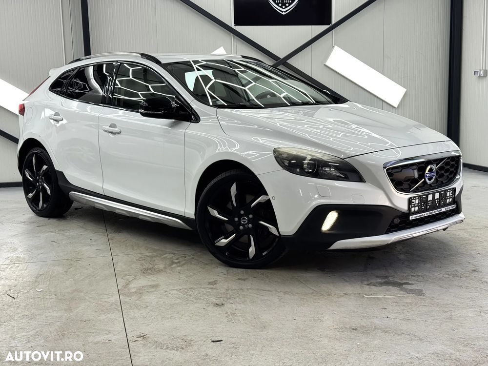 Volvo V40 D3 Ocean Race - 14