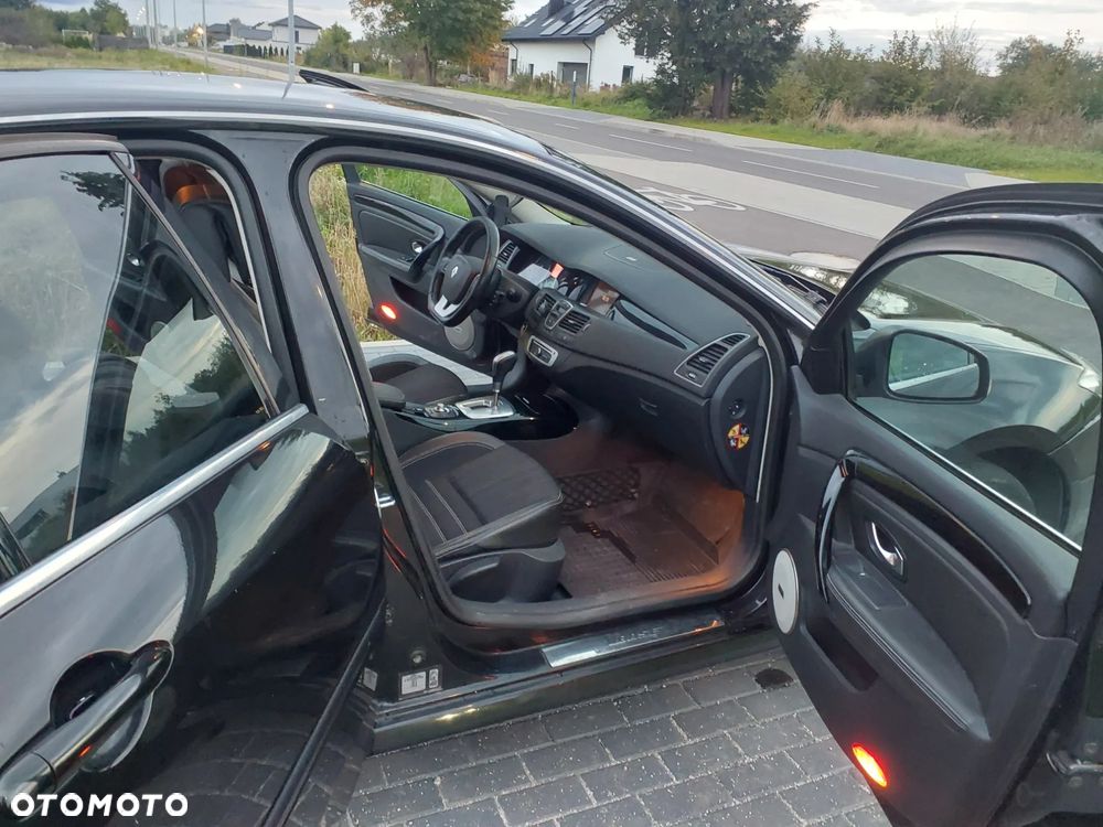 Renault Laguna dCi 110 FAP EDC Bose Edition - 6