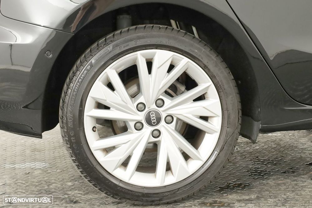 Audi A3 Sportback 30 TFSI Advanced S tronic - 5