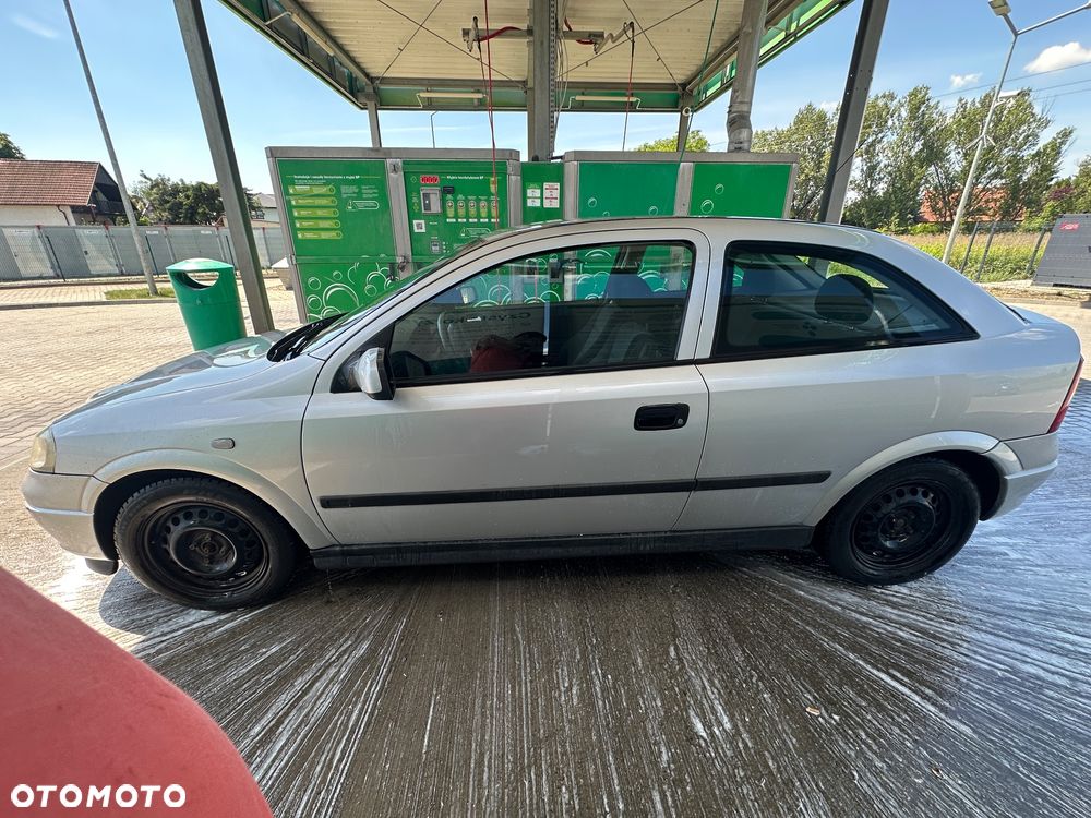 Opel Astra 1.6 - 2