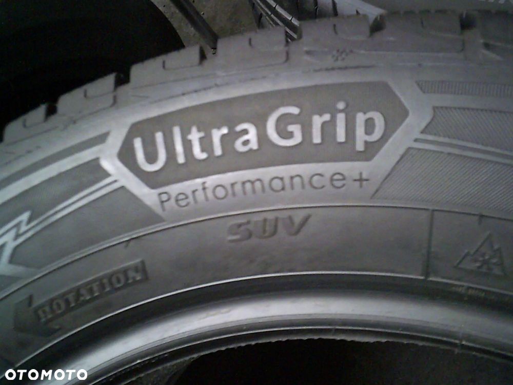 GOODYEAR Ultra Grip Performance + SUV 225/60R18 7,8mm 2024 - 2