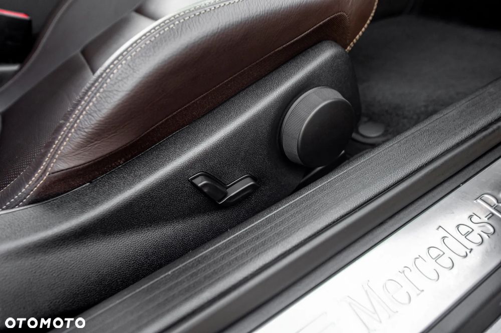 Mercedes-Benz Klasa E 350 BlueTEC 7G-TRONIC - 24