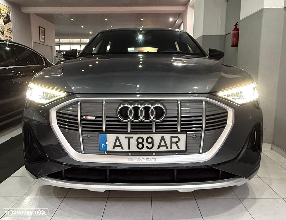 Audi e-tron 55 quattro S line - 2