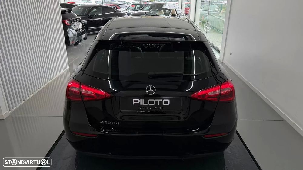 Mercedes-Benz A 180 d Progressive Aut. - 10