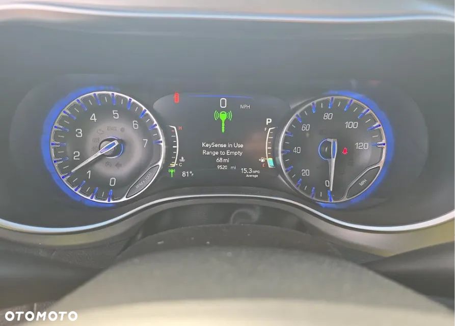Chrysler Pacifica - 9