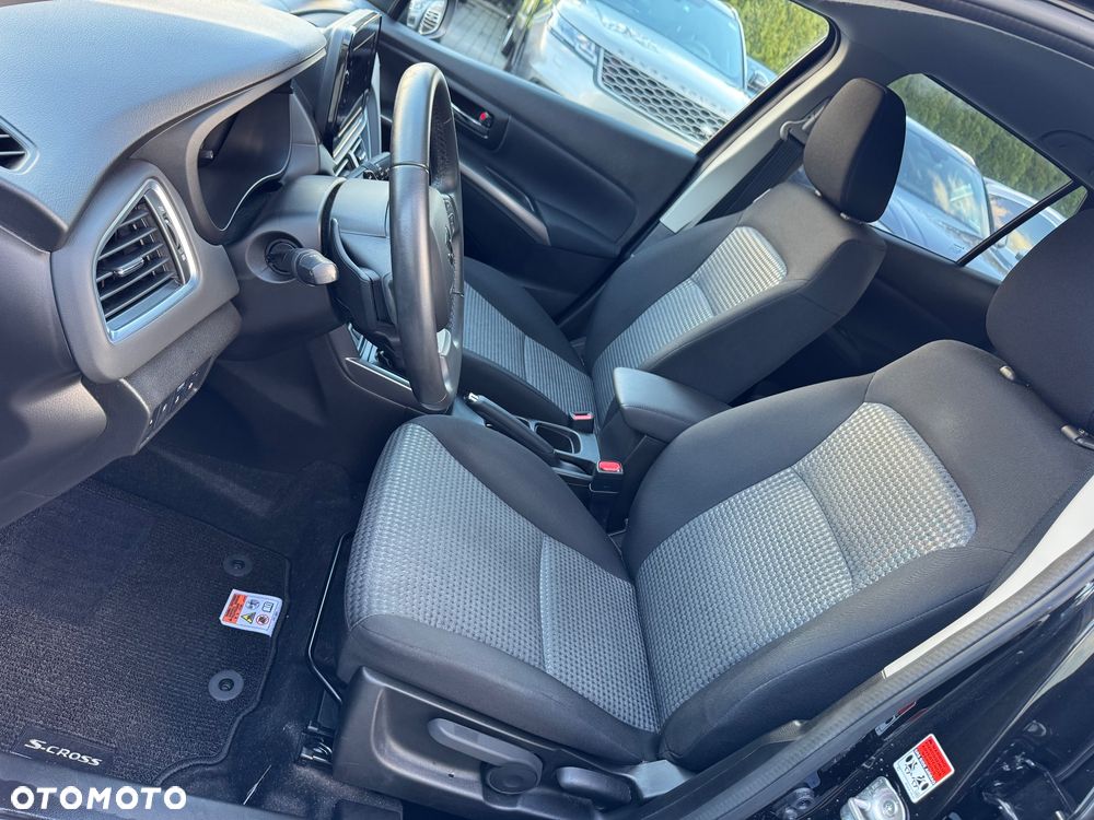 Suzuki S-Cross 1.5 DualJet Hybrid Premium AGS - 18