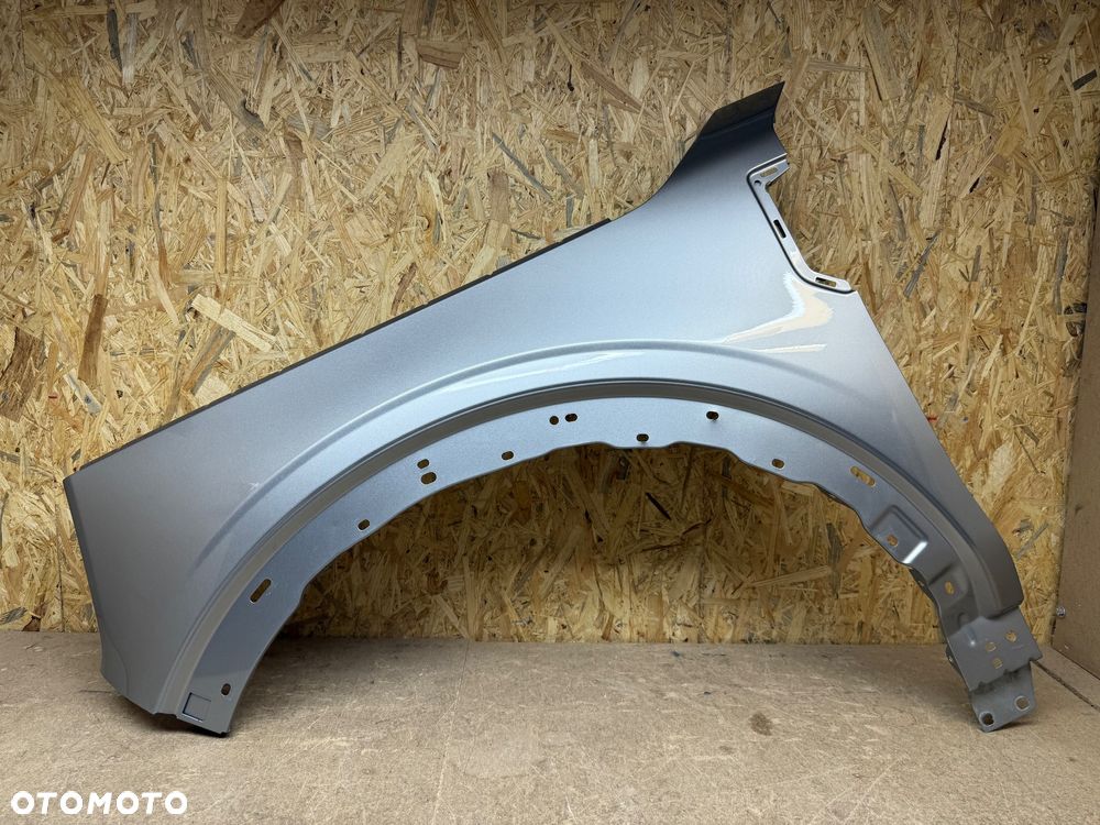 BŁOTNIK LEWY PRZÓD LEWY PRZEDNI FORD BRONCO SREBRNY