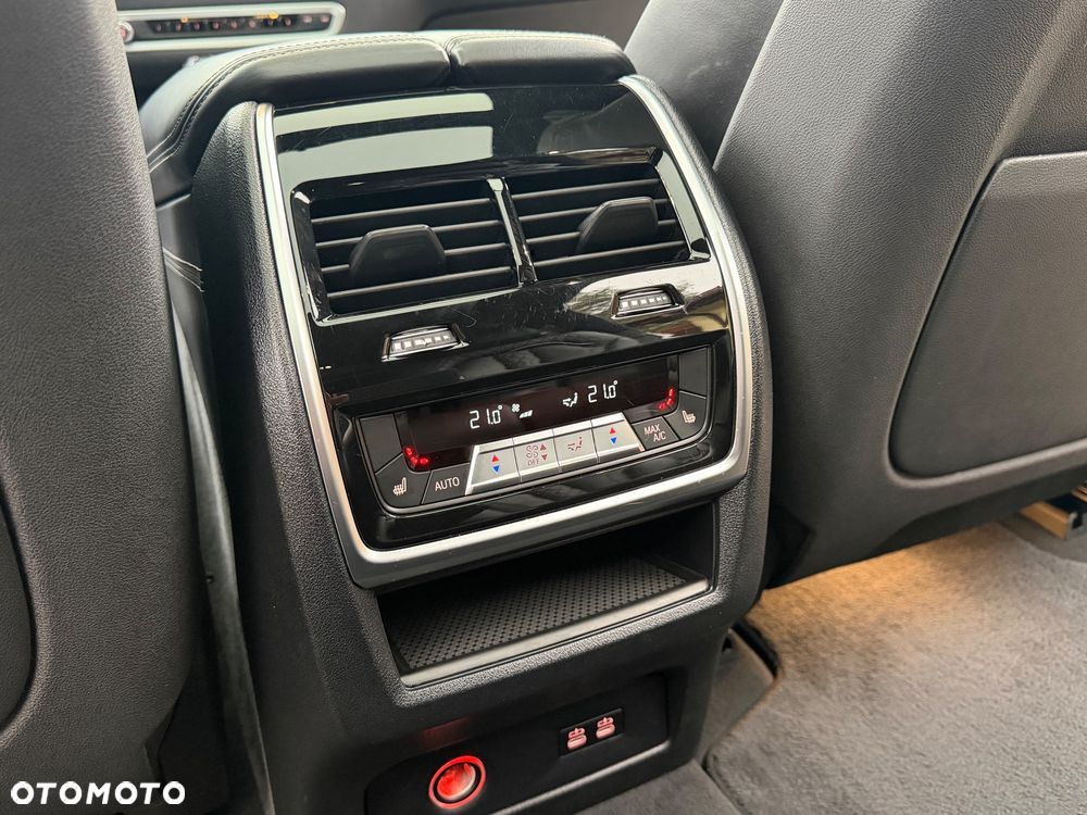 BMW X7 xDrive40i sport - 17