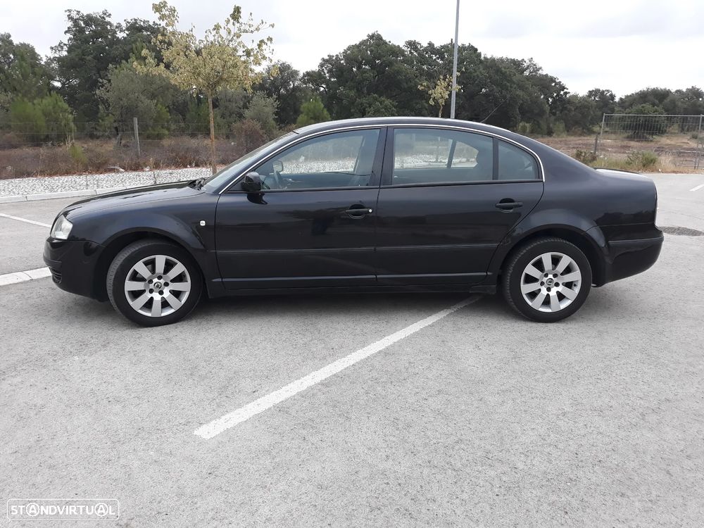 Skoda Superb 1,9 TDI Comfort - 4