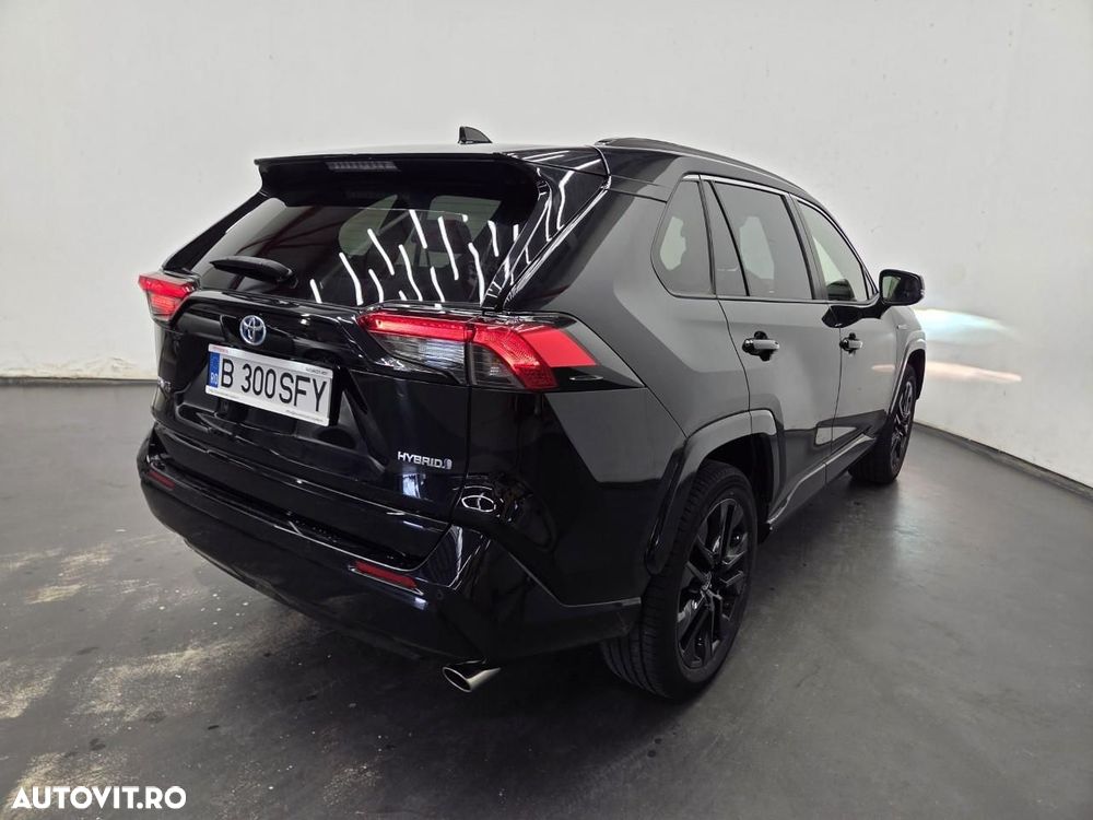 Toyota RAV4 - 4