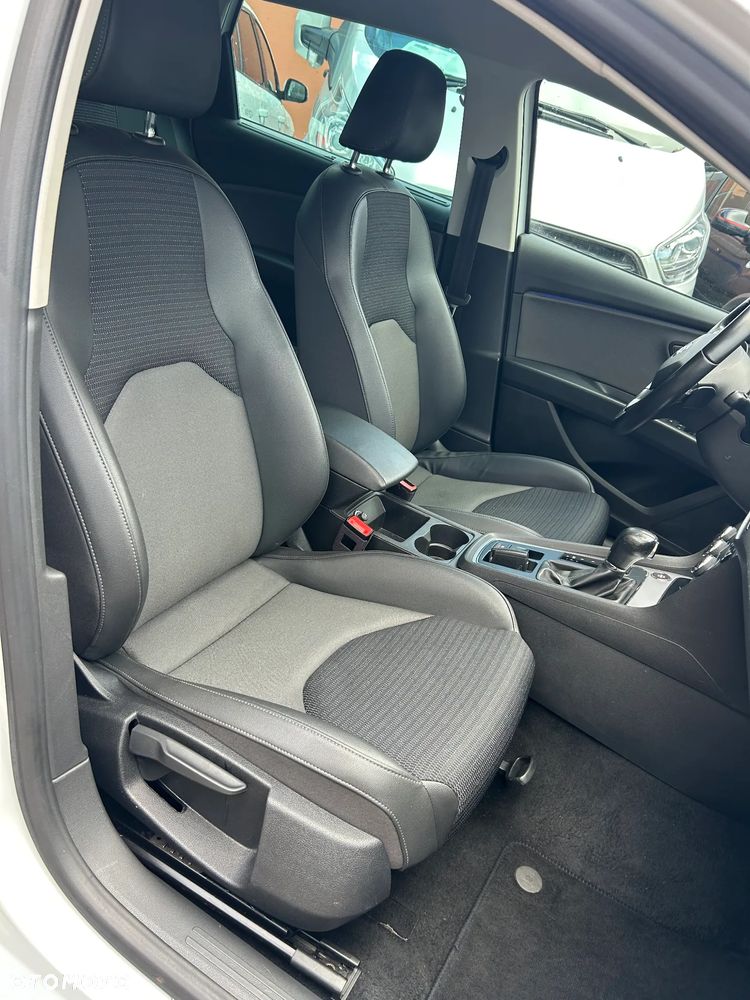 Seat Leon Sportstourer 2.0 TDI DPF DSG Xcellence - 8