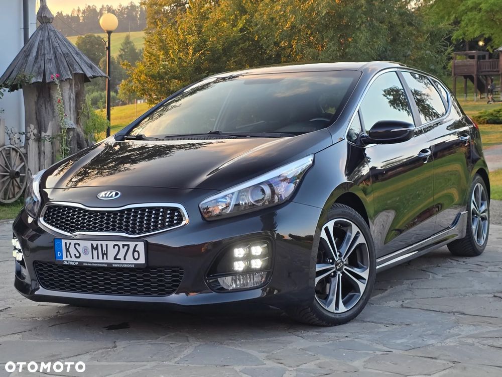 Kia Ceed 1.6 CRDi DCT GT Line - 1