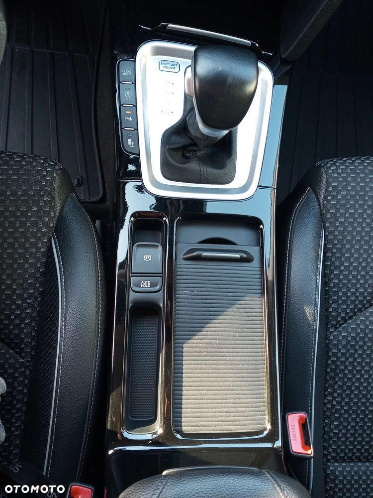 Kia Ceed 1.6 CRDi SCR L Business Line Plus DCT - 22