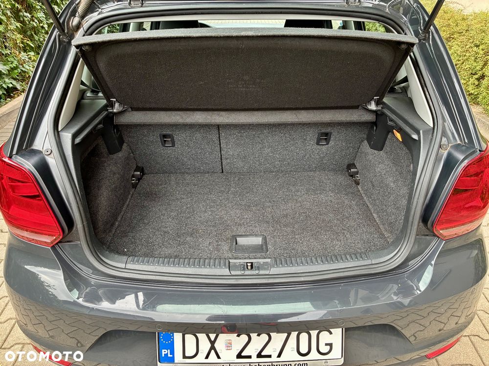 Volkswagen Polo - 12