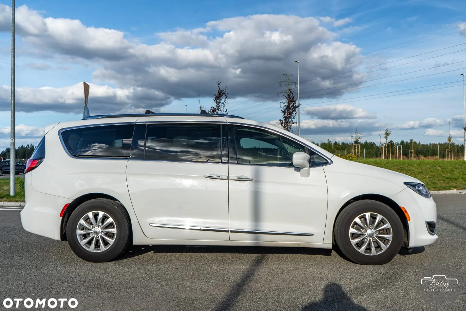 Chrysler Pacifica - 4