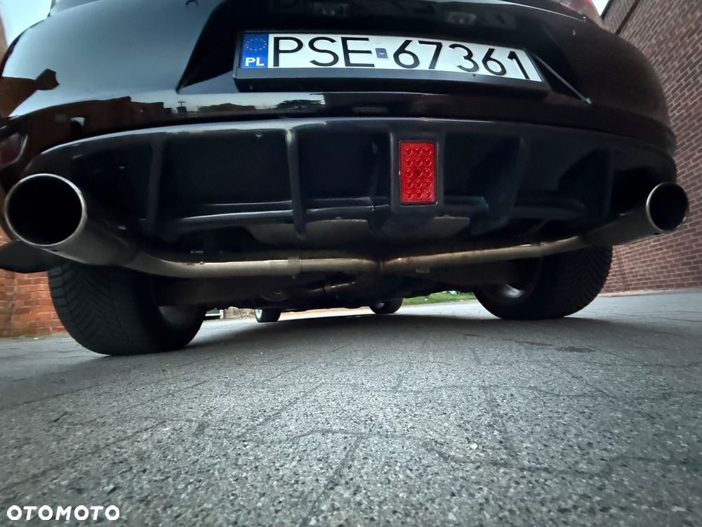 Volkswagen Golf 2.0 GTI - 11