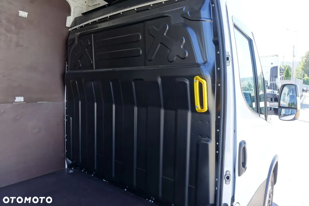 Iveco DAILY 35S16 / FURGON / BLASZAK / L4H2 / GWARANCJA PRODUCENTA / ROZSTAW OSI 410 CM /FAKTURA VAT 23% / NOWY !!! - 19