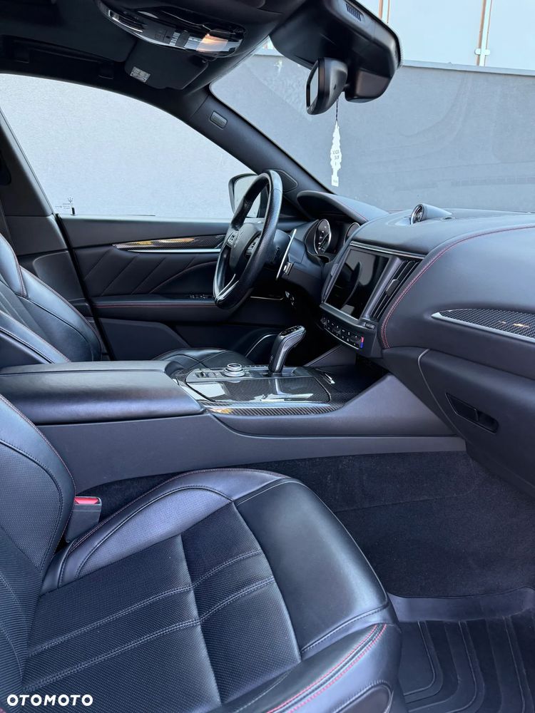 Maserati Levante S Q4 GranSport - 23