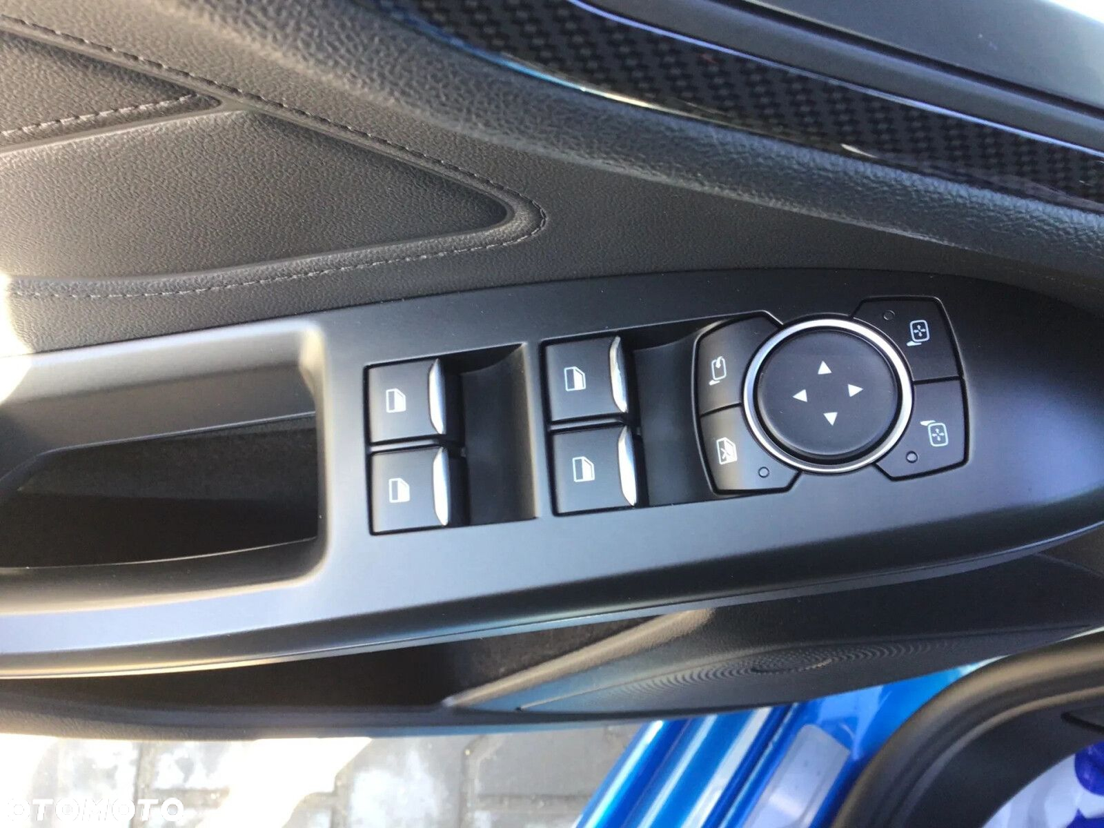Ford Focus - 24