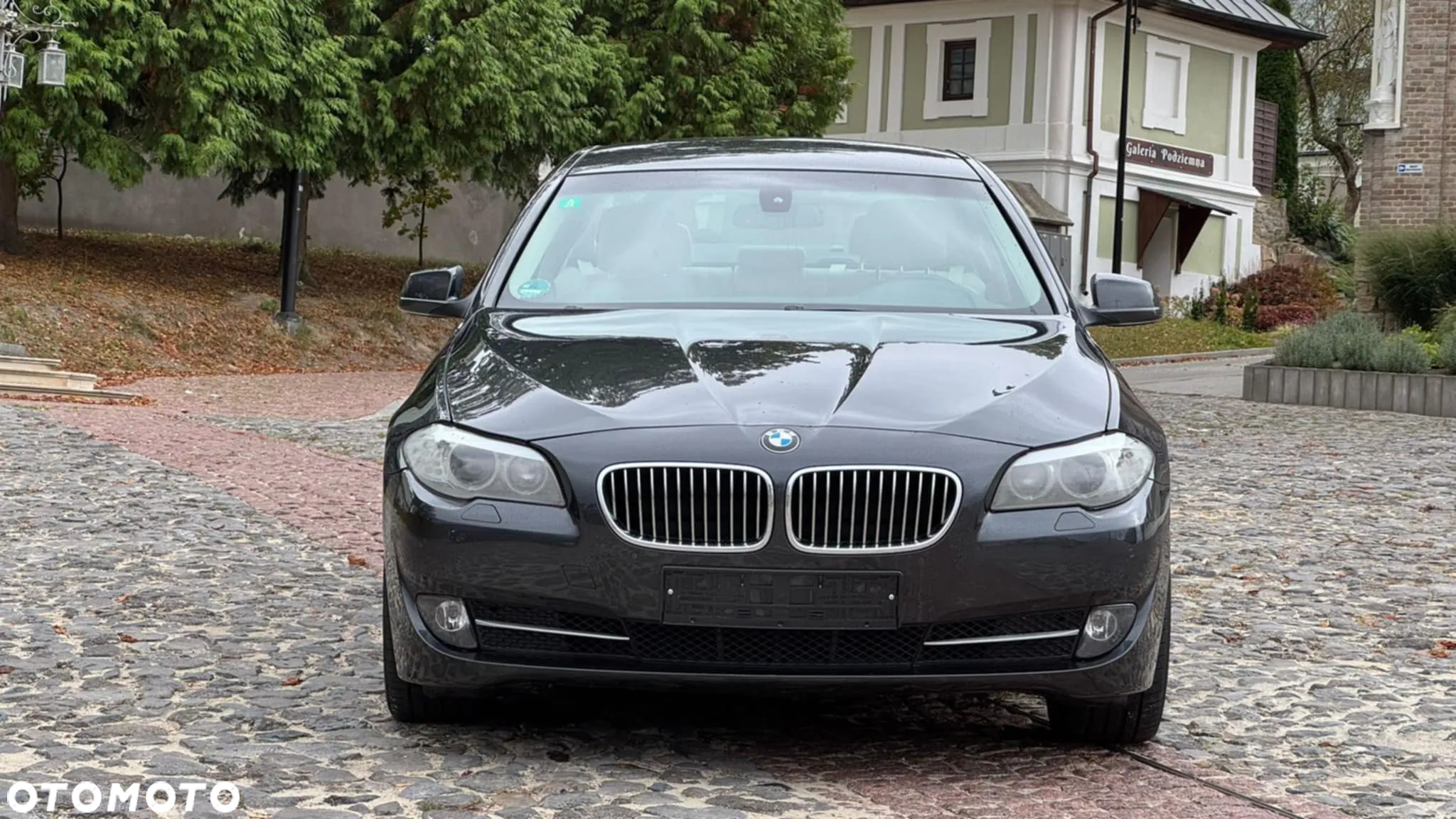BMW Seria 5 523i Touring - 14