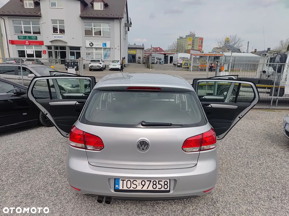 Volkswagen Golf 2.0 TDI DPF Comfortline - 13
