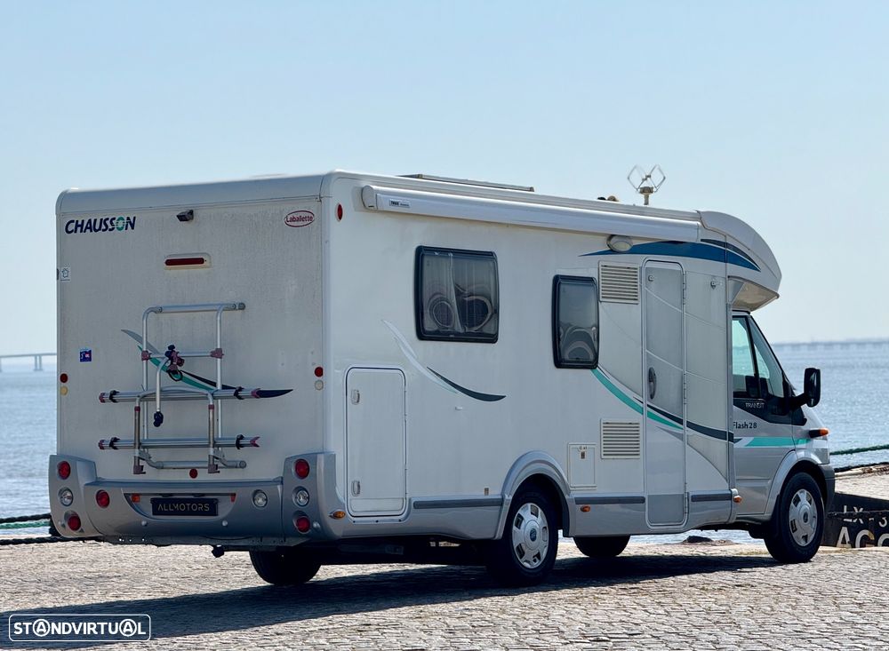 Chausson Flash 28 - Cama Central - 8