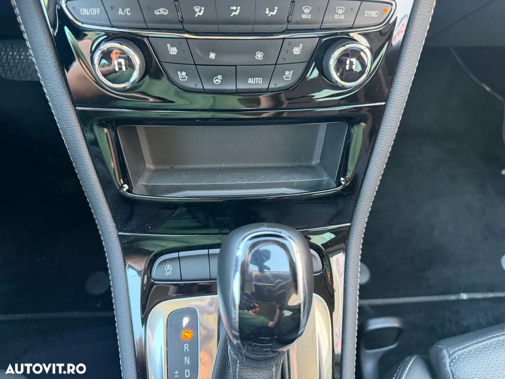 Opel Astra 1.6 D Start/Stop Automatik Ultimate - 4