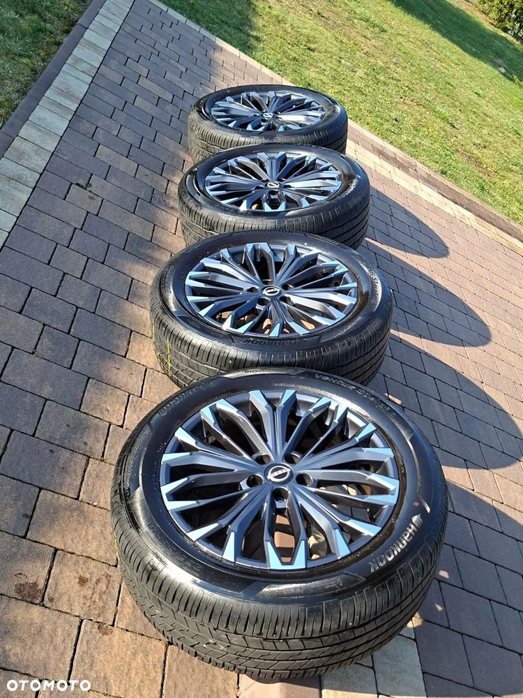 Kpl oryginalnych felg z oponą do Nissan - 13