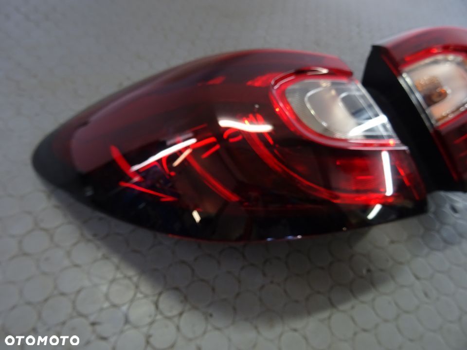 265557849R  265506738R lampa tyl prawa lewa Captur I LIFT czesci - 2