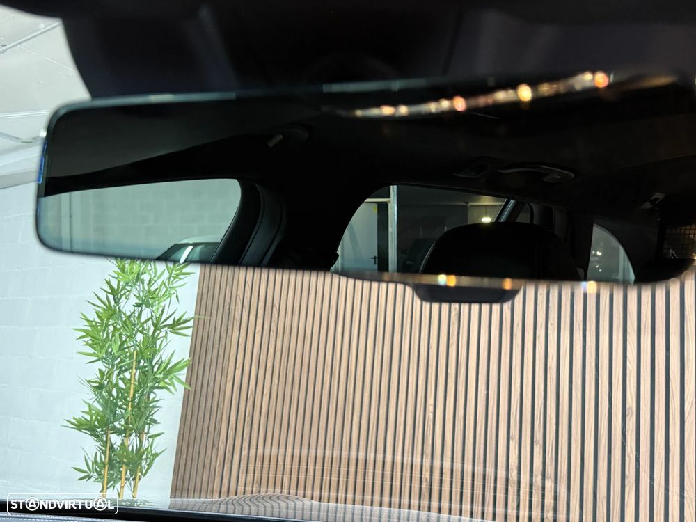 Mercedes-Benz E 300 de 9G-TRONIC AMG Line - 28