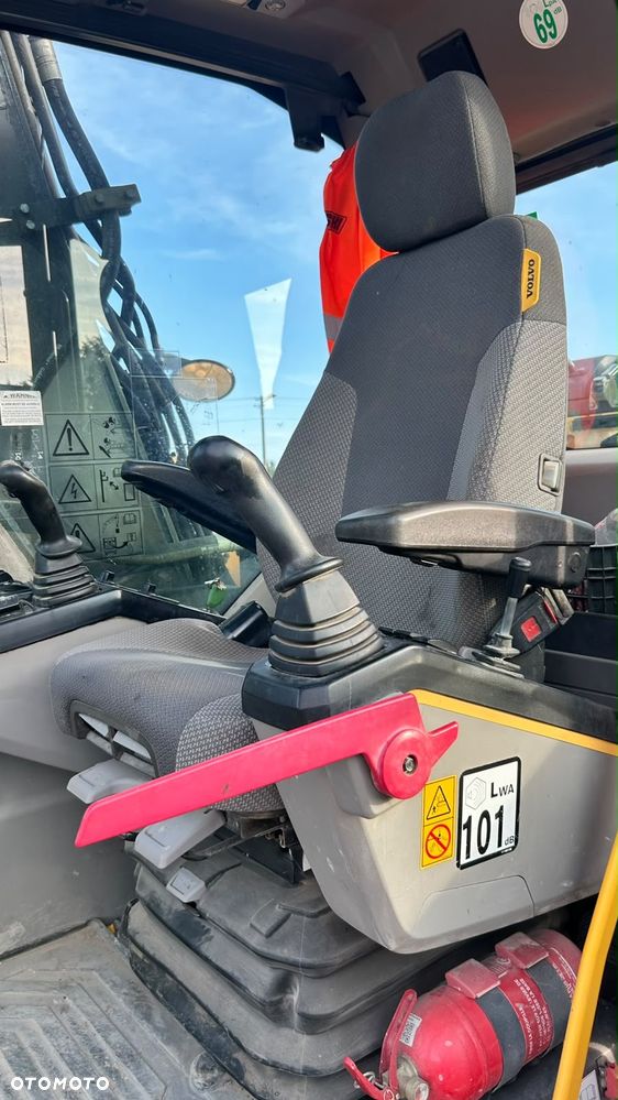 Volvo EC160EL - 9