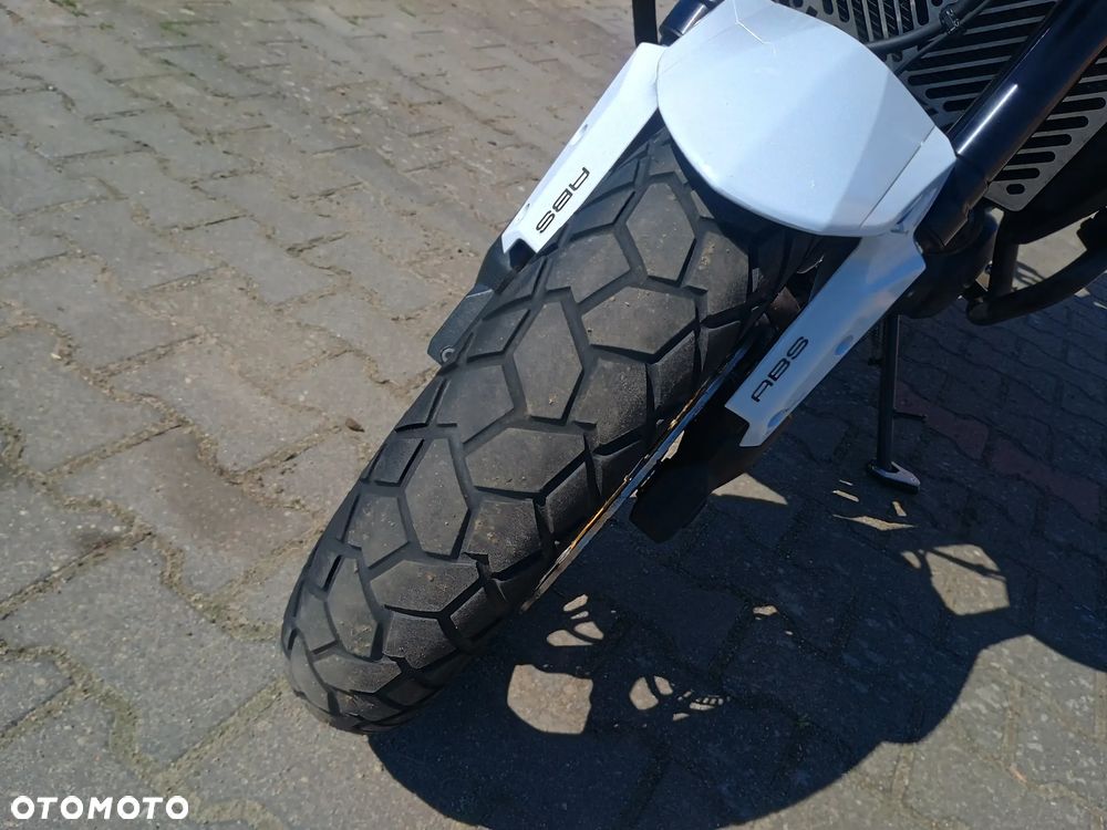 Kawasaki Versys 650 - 22