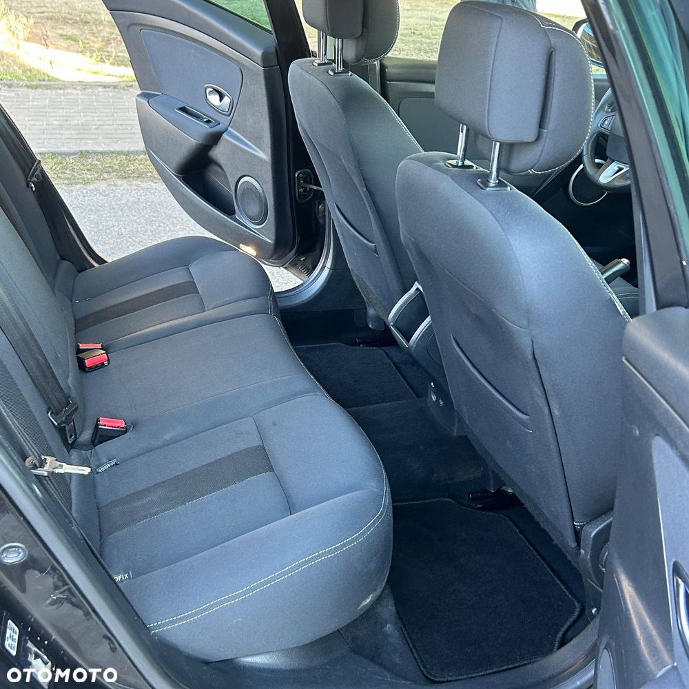 Renault Megane 1.6 16V 110 Paris Business - 17