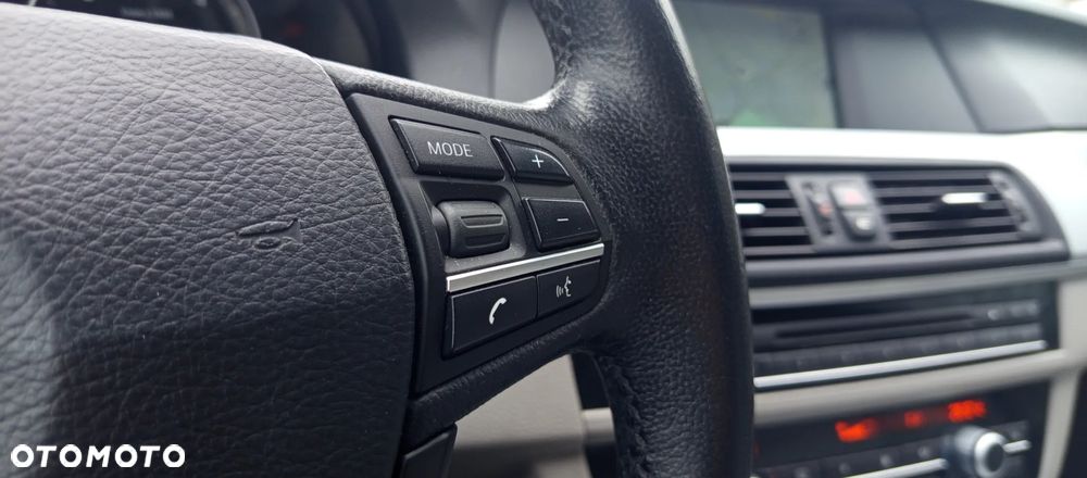 BMW Seria 5 520d - 12