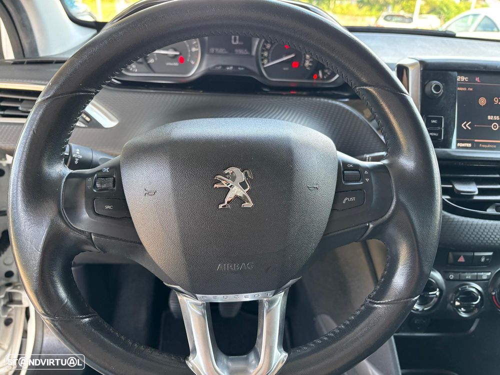 Peugeot 2008 1.2 PureTech Style - 11