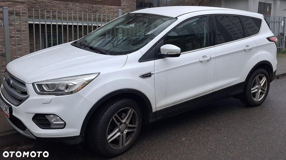 Ford Kuga 2.0 TDCi 2x4 Trend - 2