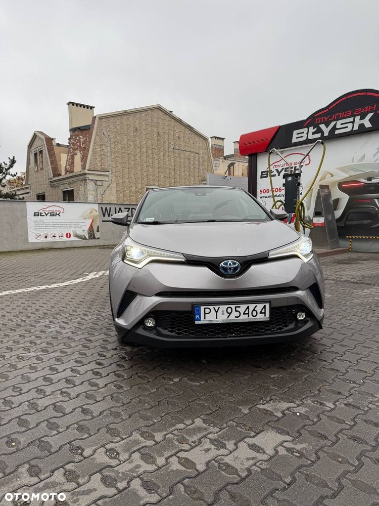 Toyota C-HR 1.8 Hybrid Prestige - 2