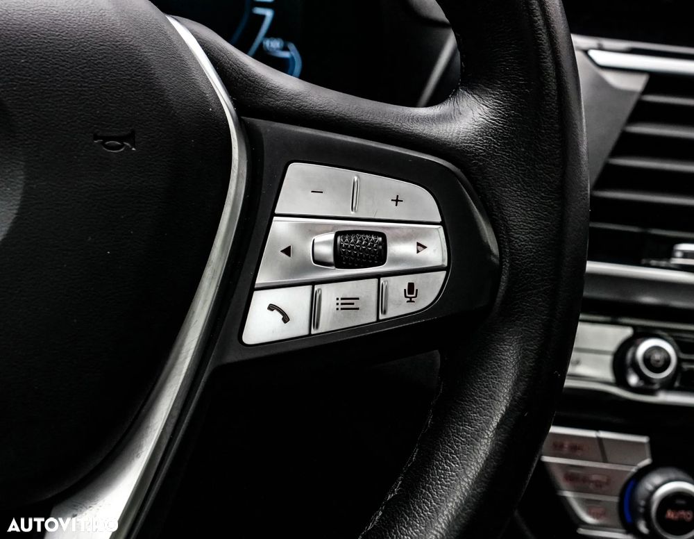 BMW X3 xDrive30e AT PHEV - 31