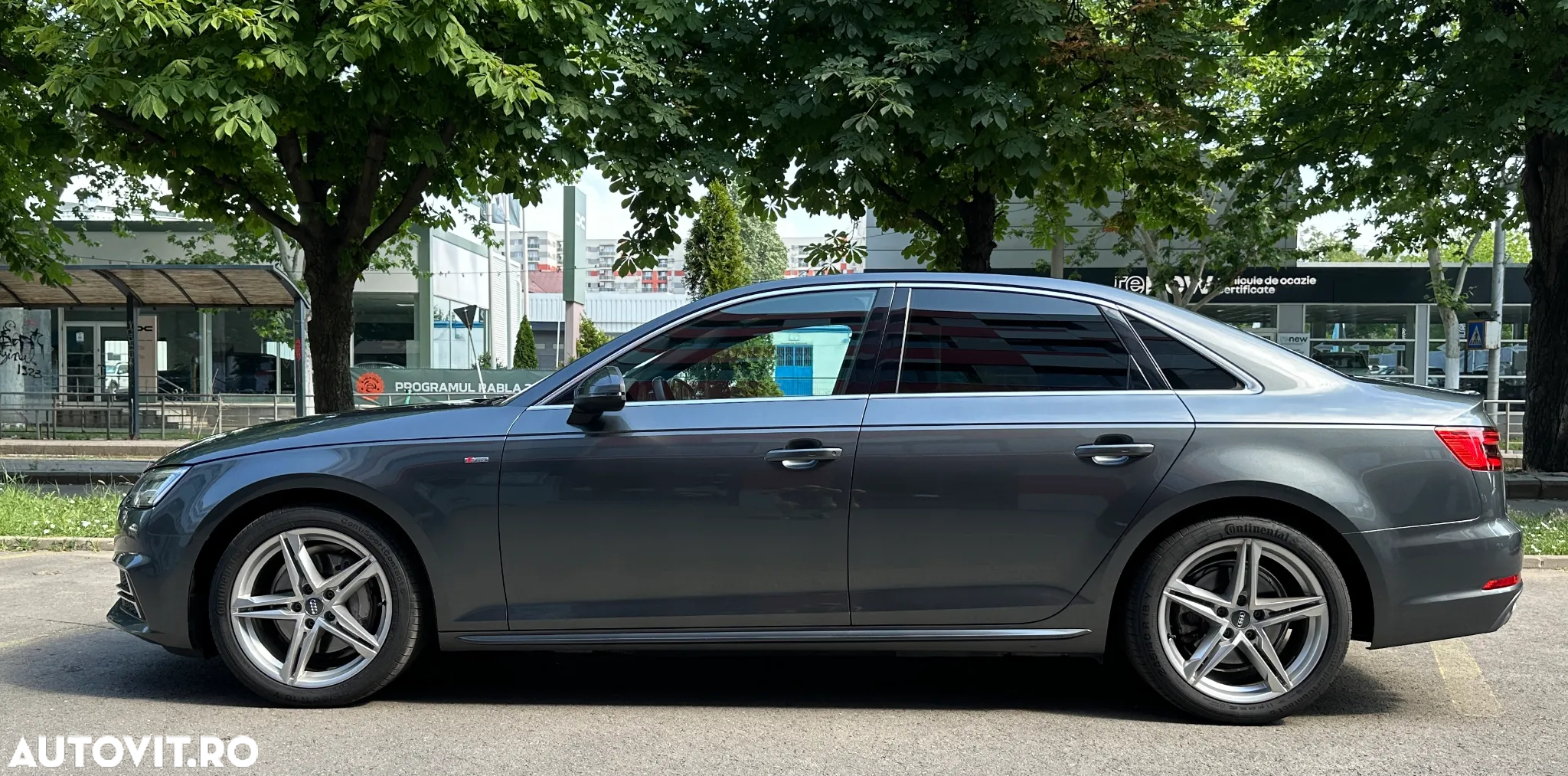 Audi A4 Avant 2.0 40 TDI quattro S tronic S Line - 2