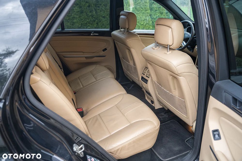 Mercedes-Benz ML 320 CDI 4-Matic - 32