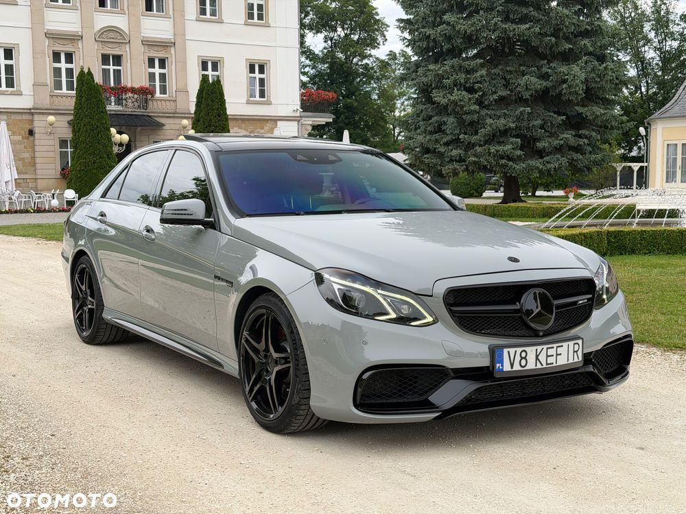 Mercedes-Benz Klasa E - 2