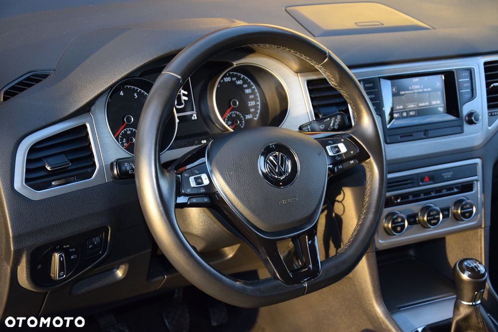 Volkswagen Golf Sportsvan 1.4 TSI (BlueMotion Technology) Highline - 17