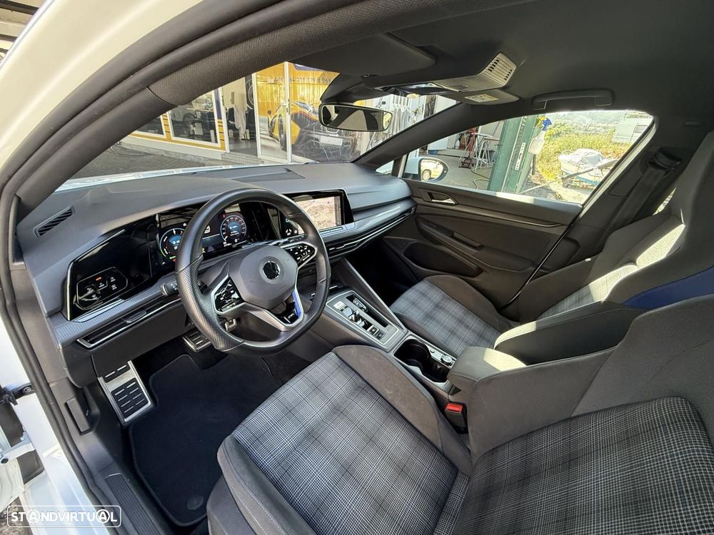 VW Golf 1.4 TSI GTE+ DSG - 24
